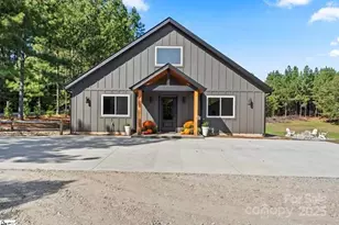 215 Rhonda Rd, Campobello, SC 29322 - Photo 1