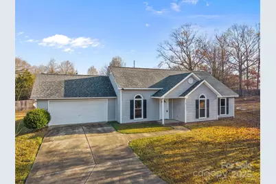 831 White Oak Lane, Matthews, NC 28104 - Photo 1