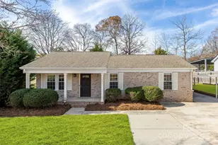 1208 Eagle Ridge Dr, Charlotte, NC 28214 - Photo 1