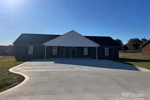 3301 Paul Elmore Rd, Lincolnton, NC 28092 - Photo 1