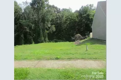 1905 9th Drive, Hickory, NC 28602 - Photo 1