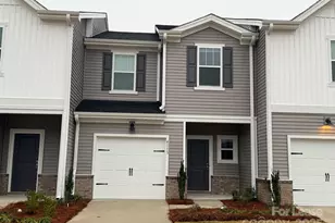 4113 Summit Woods Dr, Charlotte, NC 28216 - Photo 1
