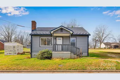 111 North Avenue, Troutman, NC 28166 - Photo 1
