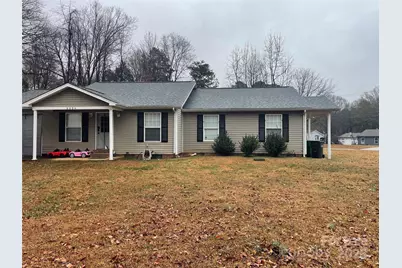905 Peachtree Road, Charlotte, NC 28216 - Photo 1