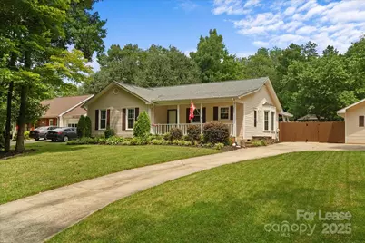 2224 Pinebrook Circle, Charlotte, NC 28208 - Photo 1