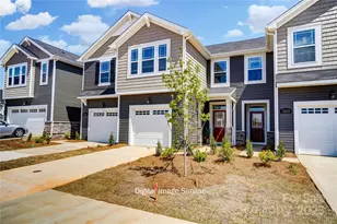 6023 Mallow Crossing Ln, Charlotte, NC 28213 - Photo 1