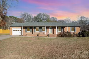 830 S Magnolia St, Mooresville, NC 28115 - Photo 1