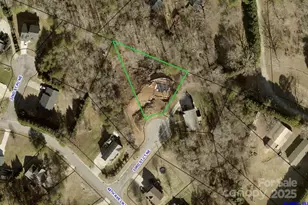 4863 33rd St Ct NE, Hickory, NC 28601 - Photo 1