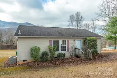332 Richmond Avenue, Swannanoa, NC 28778 - Photo 1