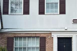 5823 Hunting Ridge Ln, Charlotte, NC 28212 - Photo 1