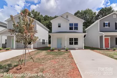 415 W Iredell Avenue, Mooresville, NC 28115 - Photo 1