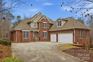 1427 Doe Ridge Ln, Fort Mill, SC 29715 - Photo 1