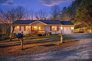 43 Redden Rd, Hendersonville, NC 28739 - Photo 1