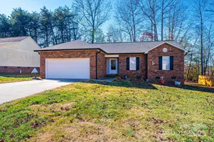 818 Gemcrest Dr NE, Conover, NC 28613 - Photo 1