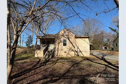 1424 W Mauney Avenue, Gastonia, NC 28052 - Photo 1