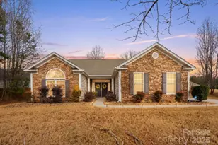 11624 Dunham Dr, Matthews, NC 28105 - Photo 1