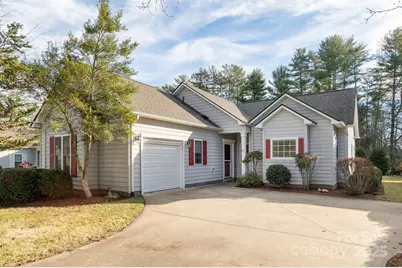 135 Cambridge Drive, Brevard, NC 28712 - Photo 1