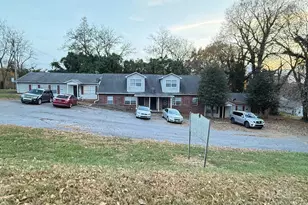 452 8th Street SE, Hickory, NC 28602 - Photo 1