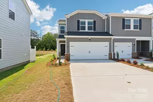 8104 Hidden Spgs Trl, Charlotte, NC 28216 - Photo 1