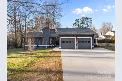 17 Berry Lane, Fletcher, NC 28732 - Photo 1