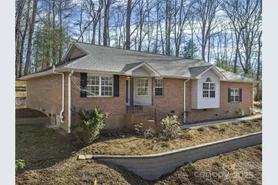 309 Derby Lane, Hendersonville, NC 28739 - Photo 1