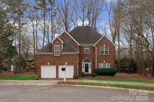 1736 Walnut Crest Ln, Matthews, NC 28105 - Photo 1