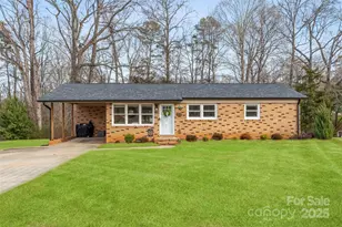 2104 Hollandale Dr, Gastonia, NC 28054 - Photo 1