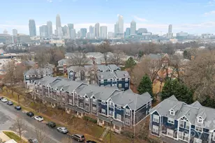 1604 Walnut View Dr, Charlotte, NC 28208 - Photo 1