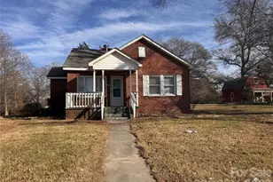 302 S Myrtle School Rd, Gastonia, NC 28052 - Photo 1