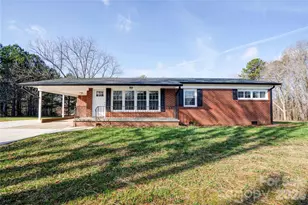 2822 Bettis Rd, Grover, NC 28073 - Photo 1