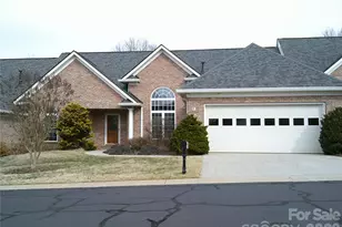 3131 9th Street Drive NE, Hickory, NC 28601 - Photo 1