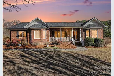 135 Jefferson Avenue, Kannapolis, NC 28081 - Photo 1