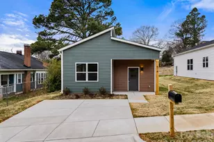 614 S 4th St, Albemarle, NC 28001 - Photo 1