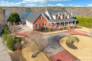 215 Blue Heron Dr, Rock Hill, SC 29732 - Photo 1