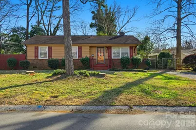 4821 Woodway Place, Charlotte, NC 28208 - Photo 1