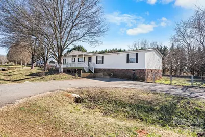 1817 Ellick Drive, Newton, NC 28658 - Photo 1