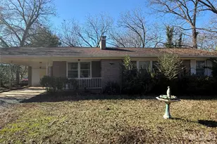 211 Austin St, Albemarle, NC 28001 - Photo 1