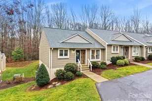 423 19th Ave Ct NE, Hickory, NC 28601 - Photo 1