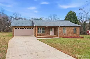 1118 St Michaels Dr SE, Conover, NC 28613 - Photo 1