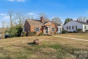 1474 12th St Dr NW, Hickory, NC 28601 - Photo 1