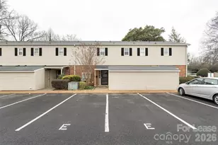 5949 Quail Hollow Rd, Charlotte, NC 28210 - Photo 1