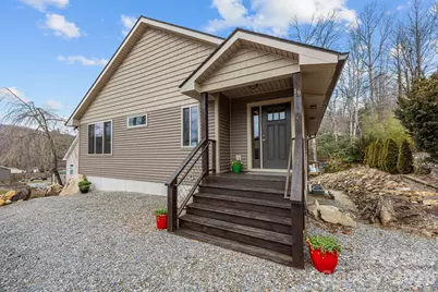 19 Dunsmore Avenue, Black Mountain, NC 28711 - Photo 1