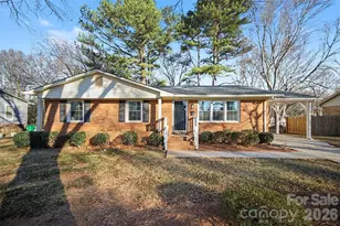 1733 Pondella Dr, Charlotte, NC 28213 - Photo 1