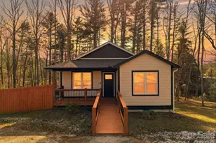 224 Walt Dr, Hendersonville, NC 28792 - Photo 1