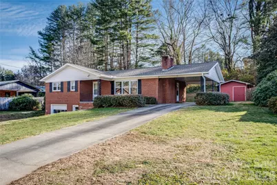 52 Broad Street, Waynesville, NC 28786 - Photo 1