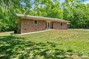 4586 Charlotte St, Conover, NC 28613 - Photo 1