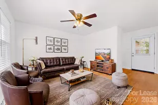 4005 Abbeydale Dr, Charlotte, NC 28205 - Photo 1