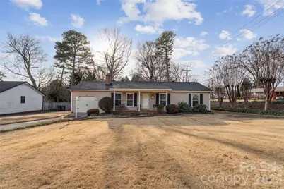 2501 Castlewood Drive, Gastonia, NC 28056 - Photo 1