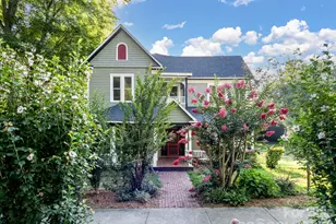 613 S Mulberry St, Statesville, NC 28677 - Photo 1