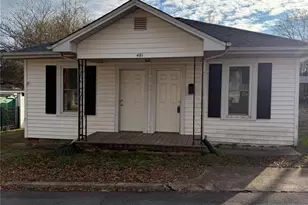 481 Lincoln St, Cramerton, NC 28032 - Photo 1